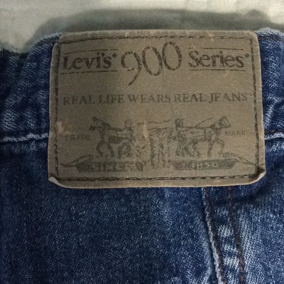 Vintage Levi jeans size small 900 series.  A59 - Picture 5 of 6